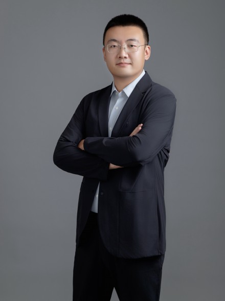 薛鹏飞律师